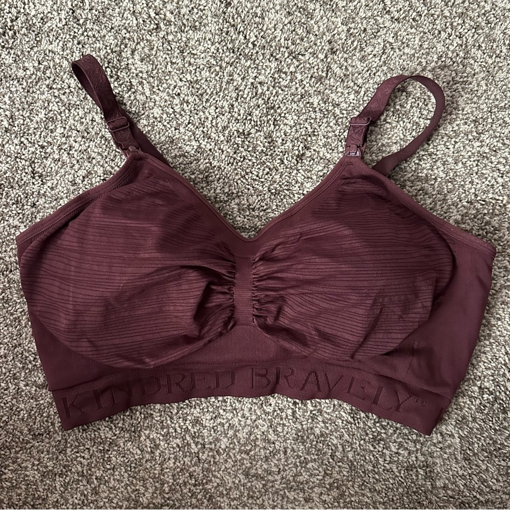 NWOT Kindred Bravely Nursing and Hands-free pumping bra